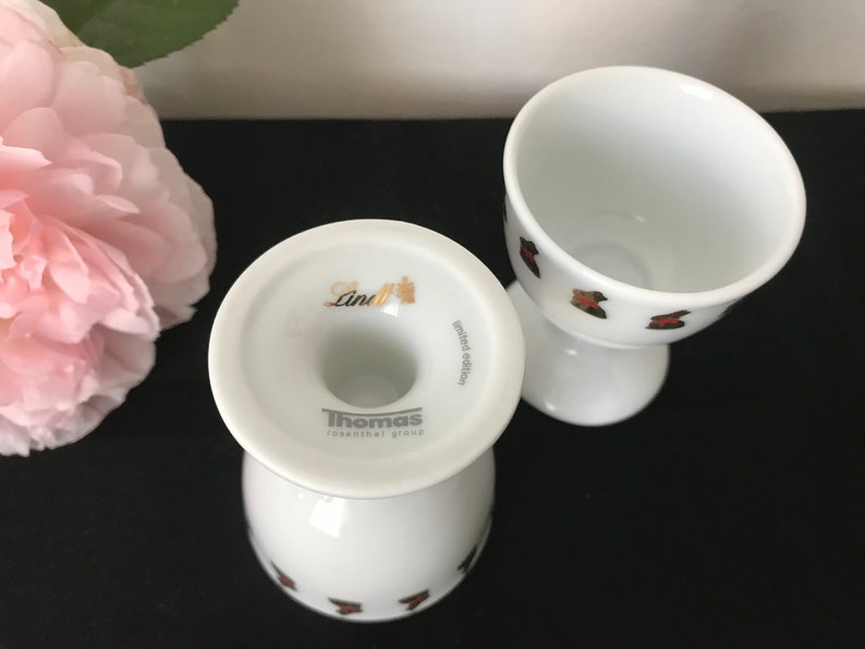 Juego de 2 hueveras de edición limitada con forma de conejito de Pascua de Lindt, de Thomas Rosenthal Group, Alemania imagen 4