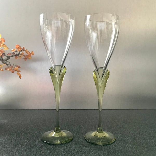 Rosenthal Sherry Papyrus Studio Linie Clear Tulip Green Stem Crystal Blown Glass 7 3/4'' Tall Goblet Germany Set of 2