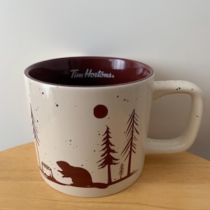 Tim Hortons Holiday Brown Beaver Coffee Mug
