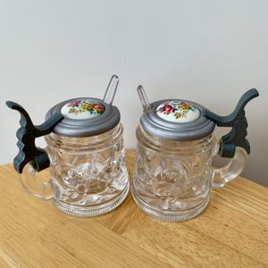 Salt and Pepper Miniature Schnapps Kruger Pair of Whiskey Tots with 2 Spoons Vintage 70&#39;s - 90&#39;s