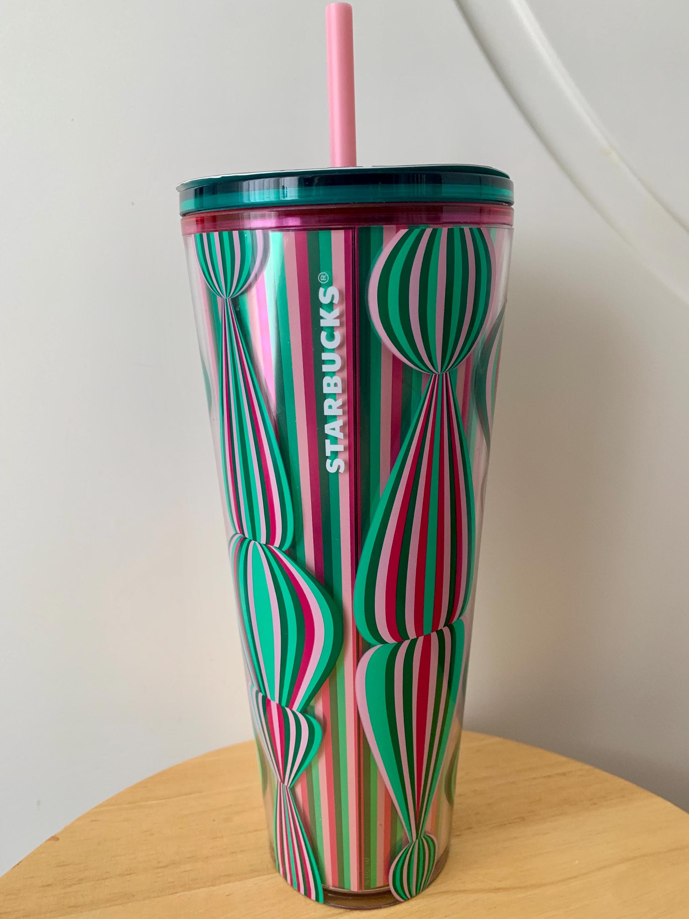 スターバックス ホリデー ピンクオーナメント ベンティ コールドカップ 