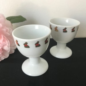 Juego de 2 hueveras de edición limitada con forma de conejito de Pascua de Lindt, de Thomas Rosenthal Group, Alemania imagen 2