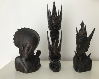 バリ島の木彫りの村の像、木彫り、彫刻、インドネシア・バリ島の芸術