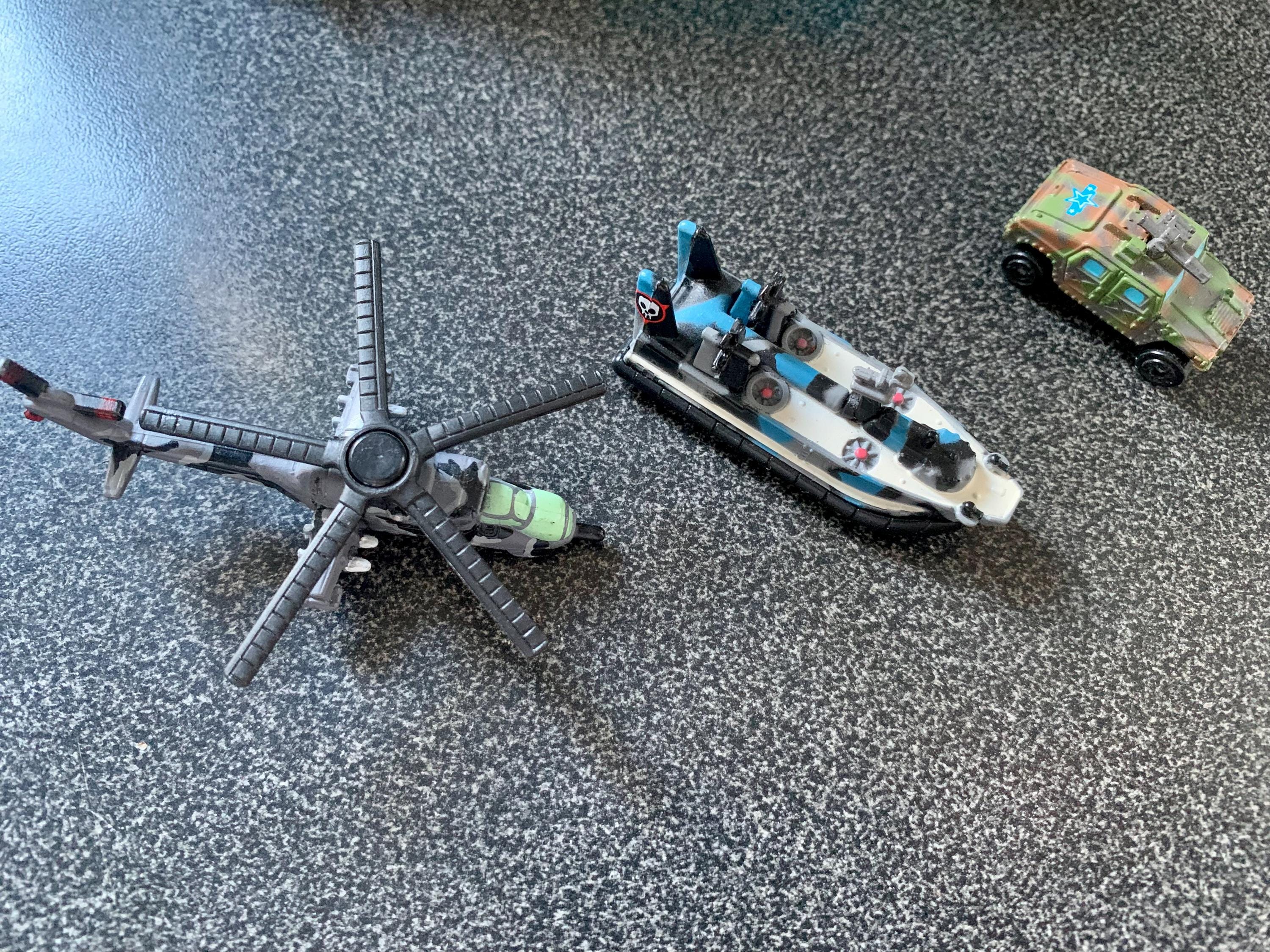 Galoob Toys Micro Machines Military Battle Zones Barracuda Bay Set