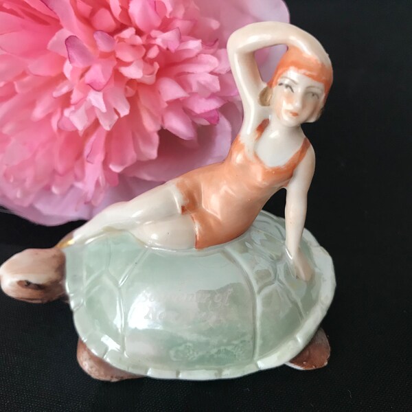 Art Deco Bathing Beauty Lady Porcelain Figurine Souvenir of New York 1920s Germany