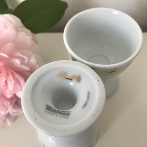 Juego de 2 hueveras de edición limitada con forma de conejito de Pascua de Lindt, de Thomas Rosenthal Group, Alemania imagen 8