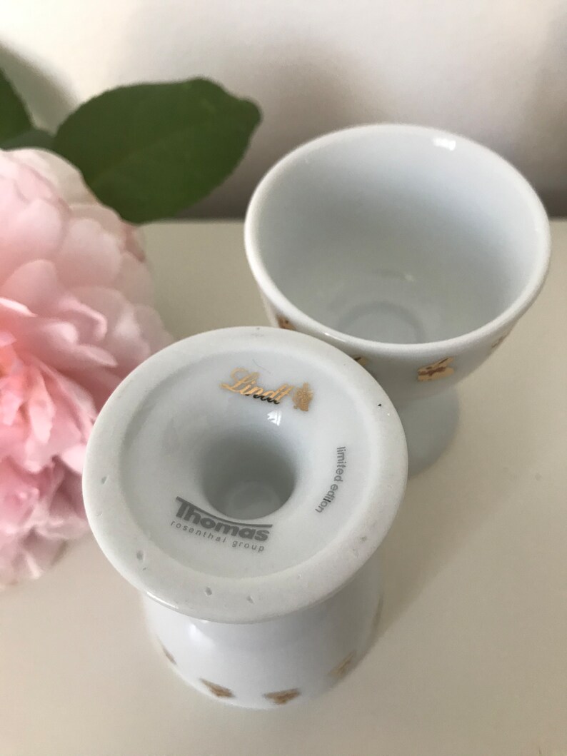 Juego de 2 hueveras de edición limitada con forma de conejito de Pascua de Lindt, de Thomas Rosenthal Group, Alemania imagen 8