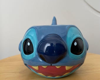 Caneca de café 3D do Stitch da Disney Store