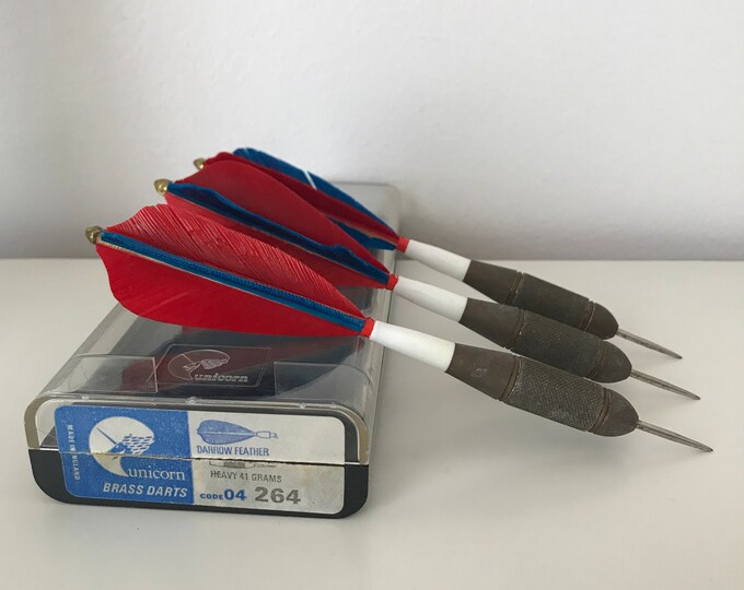 Unicorn Brass Darts Darrow Feathers Red Blue W. Box 41g 04 264, Made in