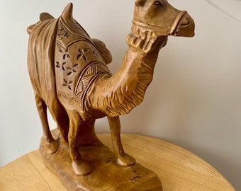 Vintage Holy Land Camel Olive Wood Hand Carved 7 3/4" Sculpture