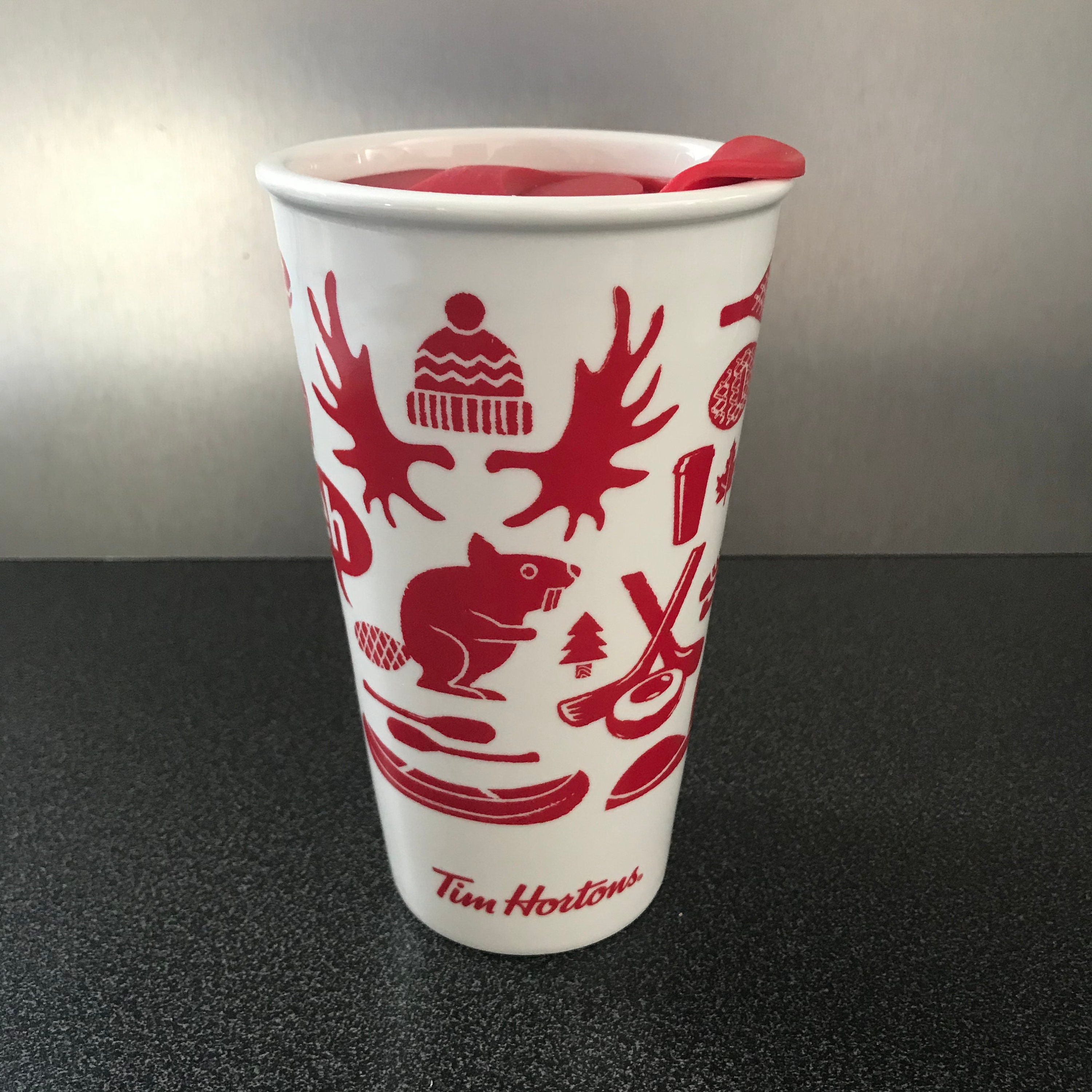 Tim Hortons Coffee Large Reusable Cup 18oz Travel Canada Red Maple