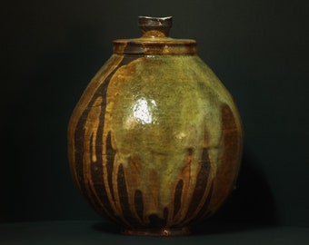 Studio pottery vase. Handmade stoneware vase by CorralhoPotter.