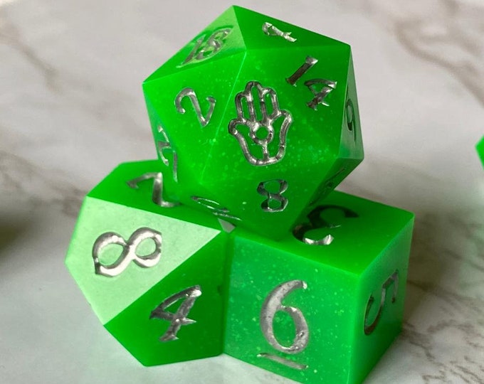 Fox Flame - Sharp DnD Dice - Glow - Handmade resin dice set for Tabletop Gaming - Dungeons & Dragons, Pathfinder, Cthulhu, Cyberpunk
