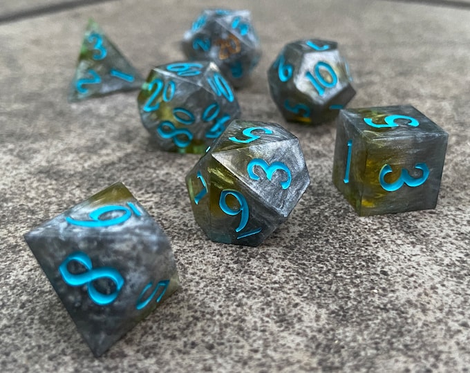 Storm Queen's Fury - Sharp DnD Dice - Layered - Handmade resin dice set for Tabletop Gaming - Dungeons & Dragons, Pathfinder, Cthulhu