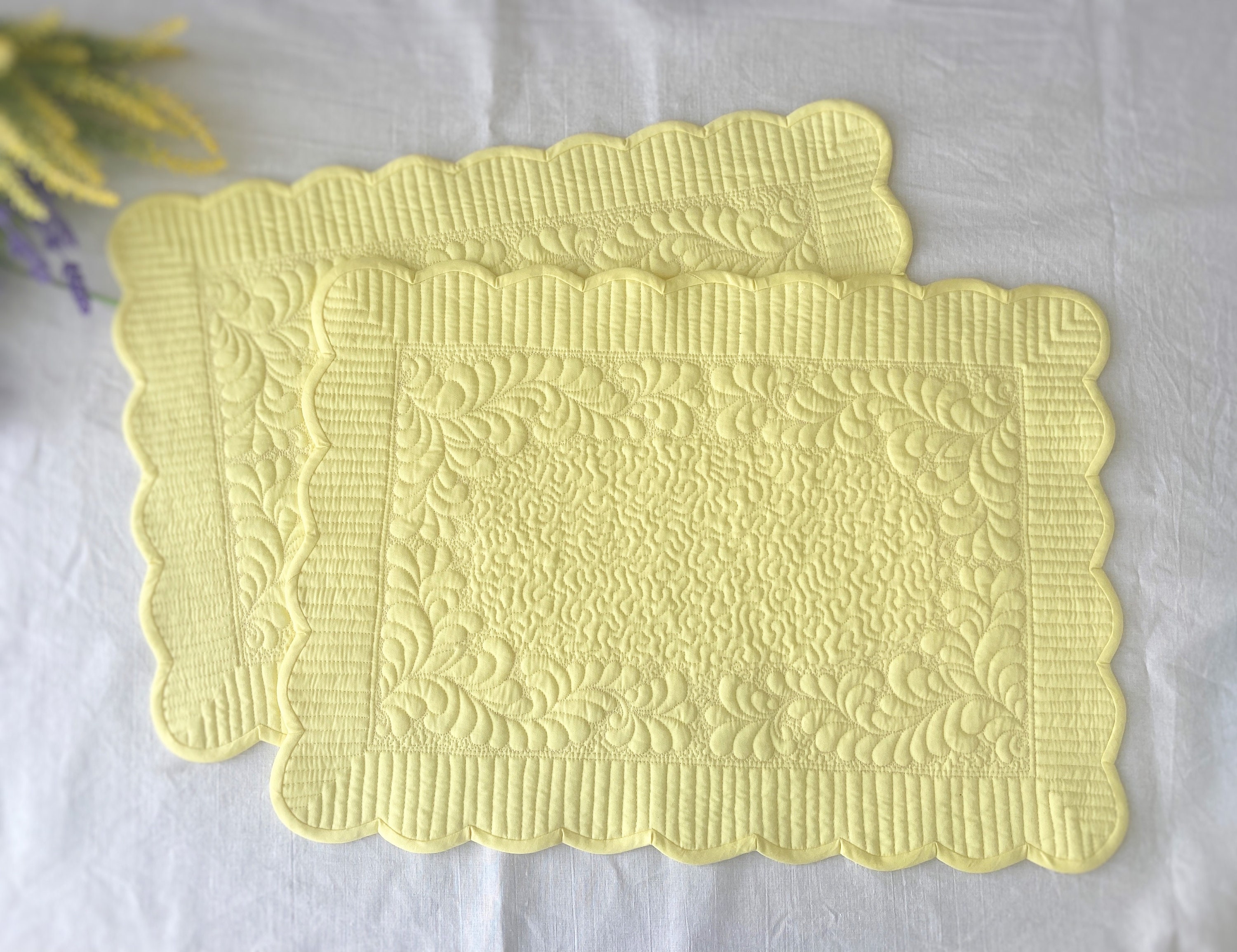 SPRING Y EASTER Scalloped Quilted Placemat Yellow Table Etsy