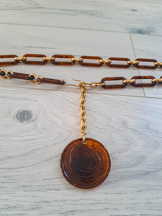 60s Rose medallion tortoise shell link chain belt