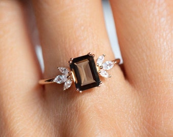 Emerald Cut Smoky Quartz Ring-14K Gold Smoky Quartz Ring-Silver ring-Engagement ring-Solitaire Ring-ring for women-Smokey Stone-cluster ring