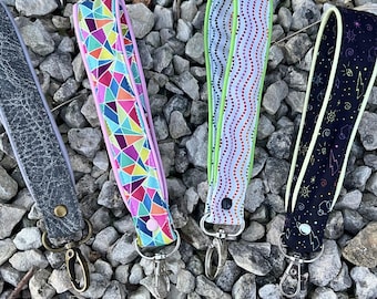 Chunky wristlet pattern