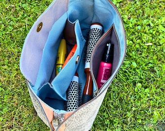 Große Waschtasche mit Reißverschluss oben