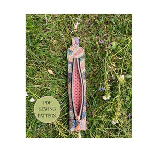 zipped pen case keychain image 3