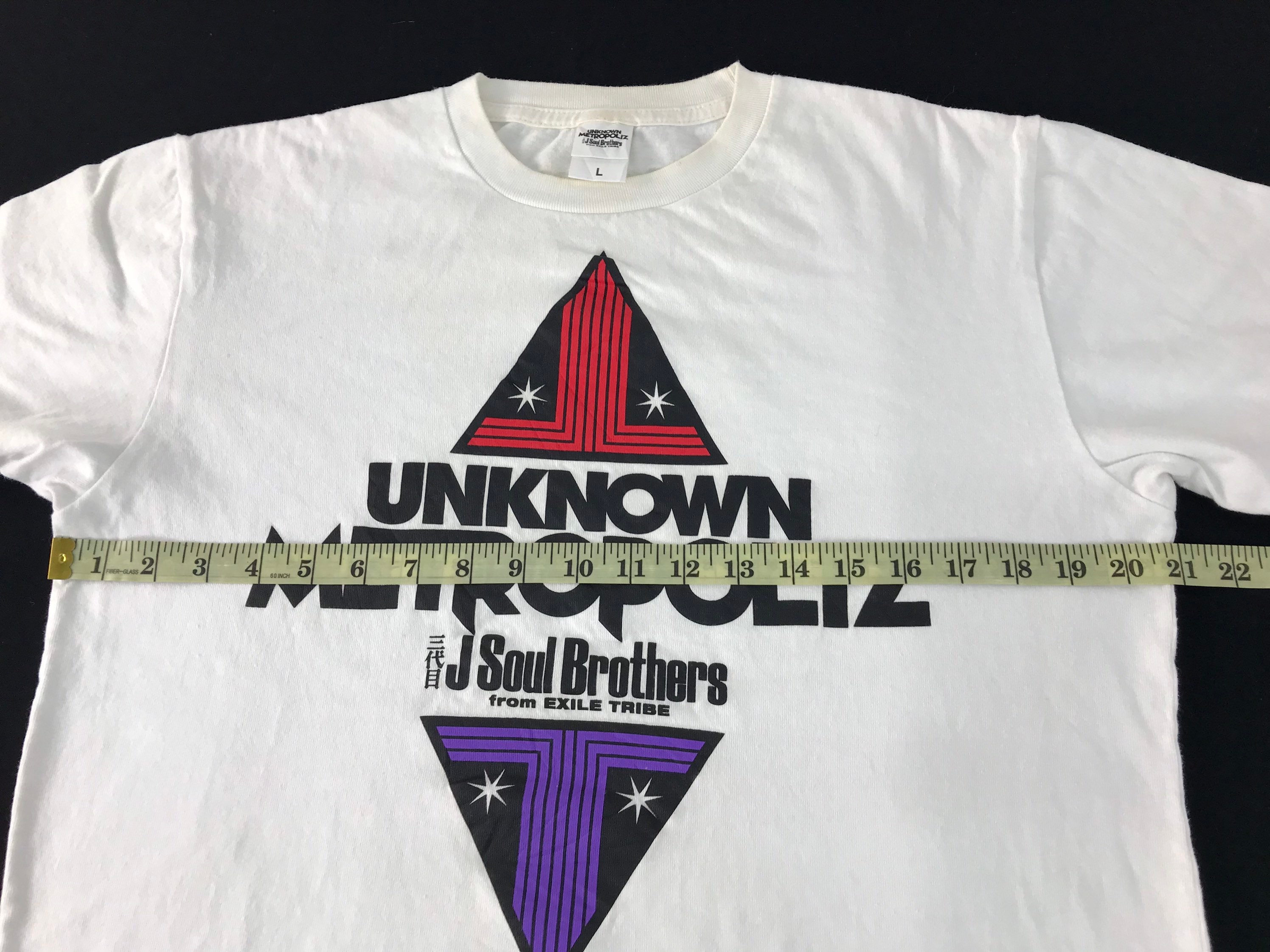 ミュージシャン UNKNOWN METROPOLIZ PHOTO ALBUM T-SHIRT Vintage Unknows Metropoliz J Soul Brother Exiles Tribe List Band