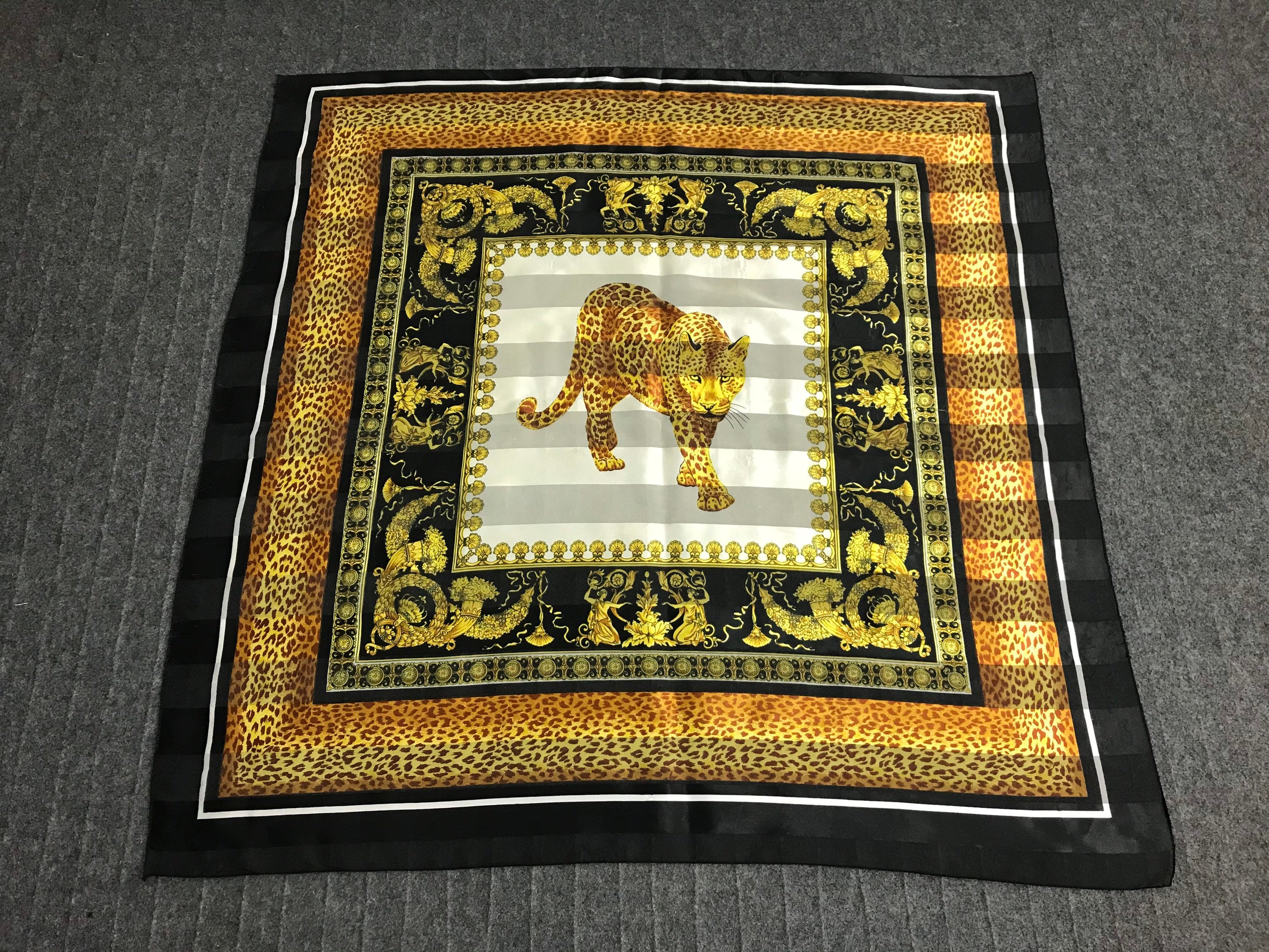 Vintage Scarf Leopard Screen Animal Screen 100 Polyester Scarf Classic