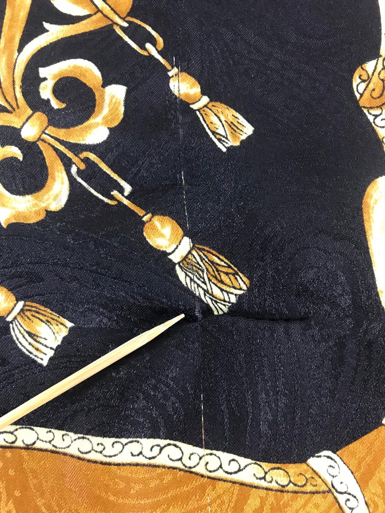 Vintage Silk Scarf Nice Design Scarf Classic Tools Motif Luxury Fashion Inspired Designer Brand Accessories L442