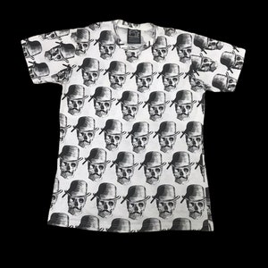 Vintage Subconscious OVP Japanese Brand All Over Skull Pirated Printed Tee T-shirt Inspired Designer Unisex Wear Streetwear M L M014