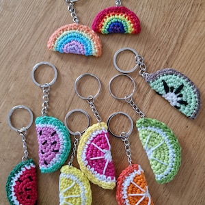 Crochet fruit slice keyring, keychain ,watermelon, lime, lemon, orange, kiwi ,pink grapefruit, rainbow