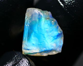 8.50 Carat, Blood Fire Moonstone Rough: Red-Orange Flash (12X9X9 MM)