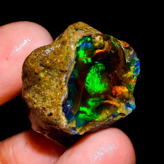 エチオピアオパールウェロ産 ジュエリー グレード 鉱物標本 原石