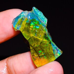 20.25Ct. Opal Rough Gemstone, Natural Crystal Opal Rough,Welo Fire Opal, Flashy Fire, Specimens Ethiopian Opal Raw, Oil Opal Rough, SP857