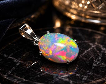 8,20 Karat. Anhänger aus 925er Sterlingsilber, handgefertigter Feueropal-Anhänger aus Äthiopien, Welo-Opal-Schmuckanhänger für Damen.