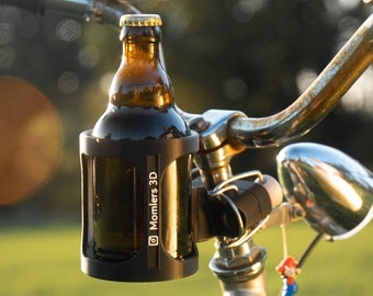 Sistema de bebida gratuito en negro mate, portabotellas impreso en 3D para el manillar delantero con diseño de cerveza