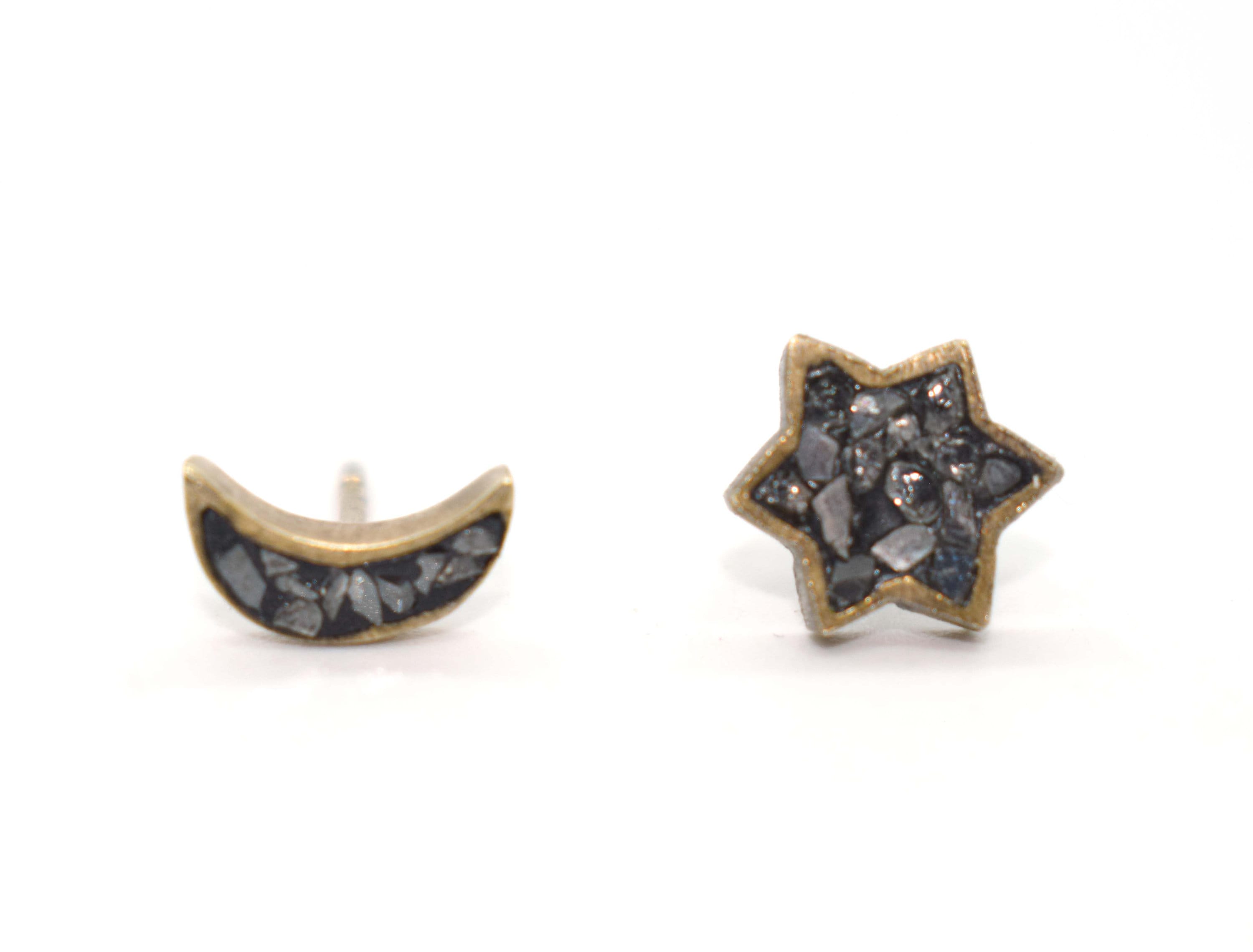 14k gold black diamond star stud earrings | Lodagold