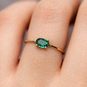 Emerald Ring / 14k Gold Single Emerald 0.16ctw Engagement Ring / Emerald Gemstone Ring / Stacking Natural Emerald Ring / Holiday Sale image 3