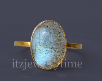 Rainbow Labradorite Ring - Gold Ring - Gemstone - Gold Filled -Statement -Bridal -Wedding - Natural - Thin -Handmade Jewelry