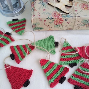 Christmas Garland, Winter knit tree garland