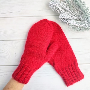Red wool and mohair mittens. Handmade mittens.