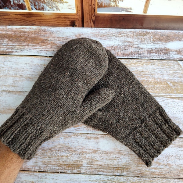 Mittens for men. Merino wool tweed mittens
