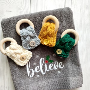 Hanging towel holder with wooden ring