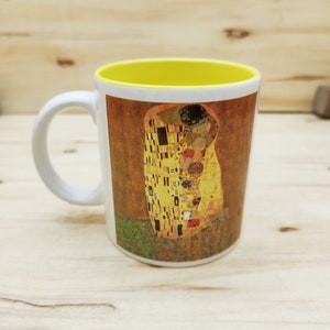 Ceramic Inside-Colored Mug/Cup Printed With Gustav Klimt&#39;s Famous Painting - The Kiss