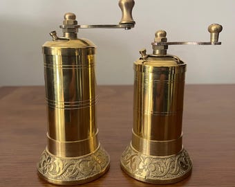 Traditional Turkish Brass Pepper Grinder, Handmade Mill, Spice Grinder, Portable Pepper Grinder, Brass Kitchen Decor, Brass Pepper Mill
