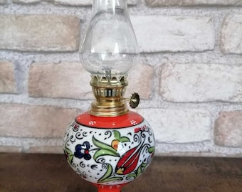 Red Color  Handmade Ceramic Handpainted Ceramic Oil Kerose Lamp for LIES DONK