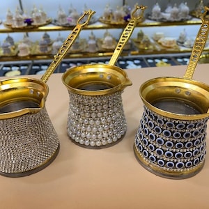 Juego de 3 cafeteras turcas griegas de cobre macizo revestidas de Swarovski, cafeteras de cobre para estufa, Cezve Ibrik Briki, color dorado de 12 onzas