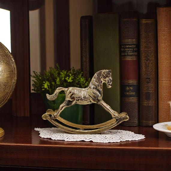 真鍮製の揺り木馬の置物：乗馬装飾、手作り彫刻 - Etsy 日本
