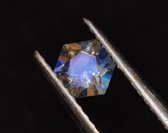 Rainbow Andesine ( Labradorite ) Purplish Multi Colors Hexagon Shape Faceted Stone 0.37 carat. No Treatment & No Chemical Use 100% Natural