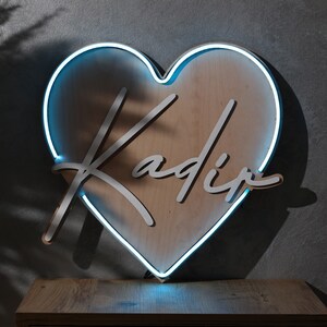 Letrero de neón personalizado, letrero de neón, neón hecho a mano, gif de bebé recién nacido, regalo de neón de amigo, adorno de puerta de neón, corazón de neón de bebé, regalo de neón, neón de Navidad