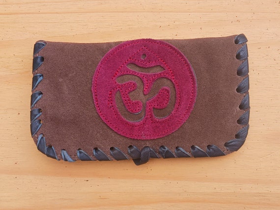 om tobacco Pandharpuri India Maharashtra W3 01 Handmade Leather Tobacco Pouch, Om