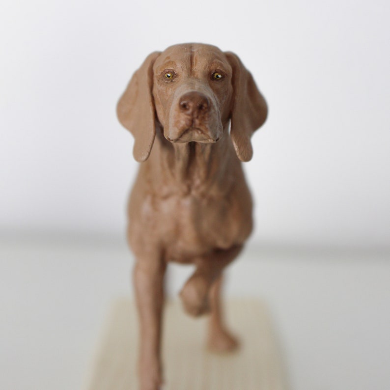 Custom Resin Vizsla Statue Unique Artwork for Hunting Dog Enthusiasts Etsy